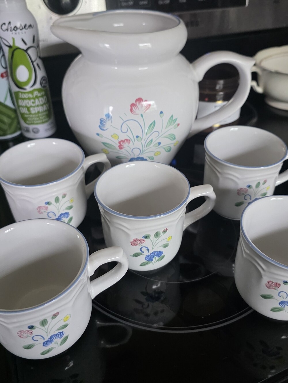 White Floral Ceramic Pitcher and Mug Set - White